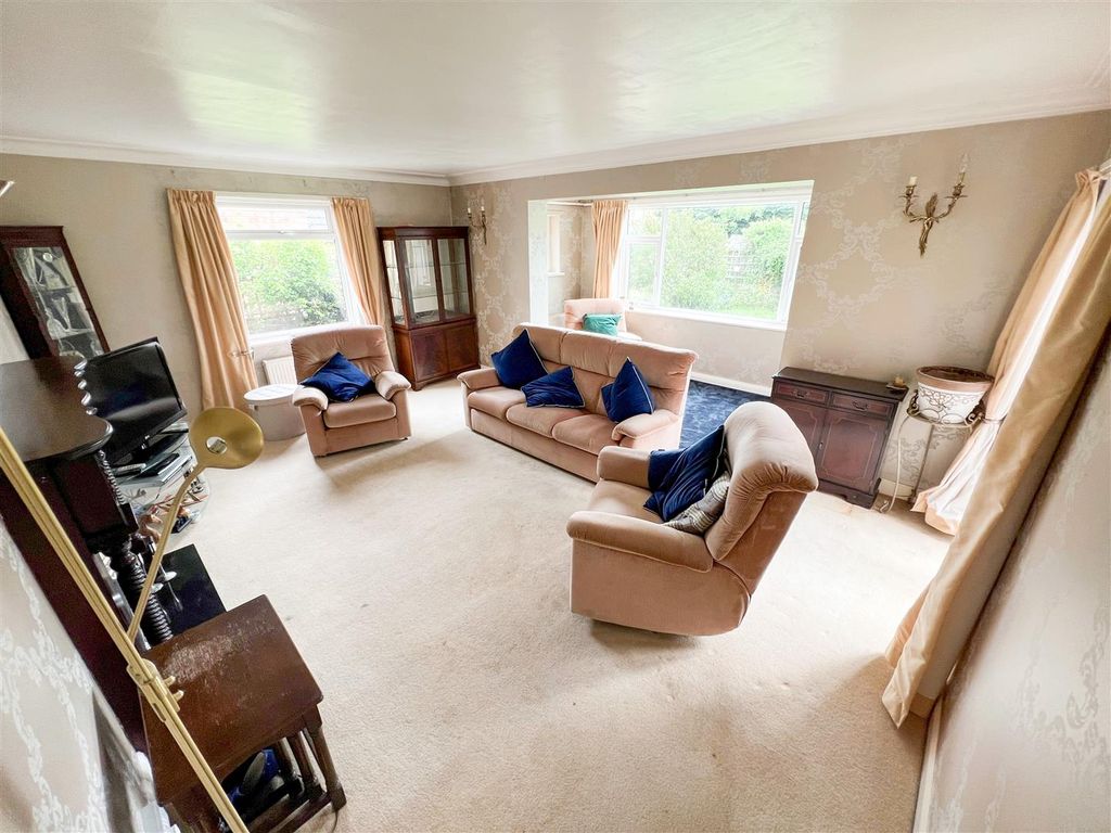 3 bed detached bungalow for sale in Glen Road, Branton, Doncaster DN3, £285,000