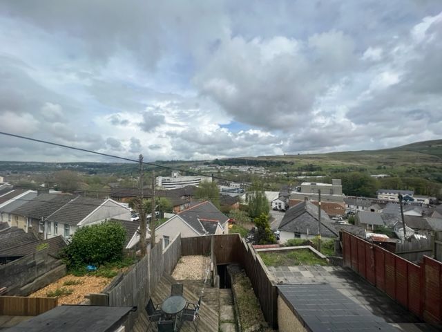3 bed flat for sale in Eureka Place, Ebbw Vale NP23, £120,000