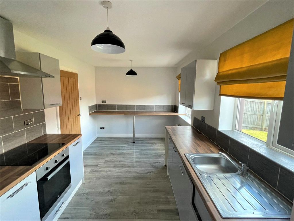 4 bed detached house for sale in Edgbaston Way, Edlington, Doncaster DN12, £210,000
