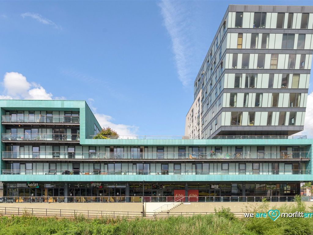 2 bed flat for sale in North Bank, Wicker Riverside, Sheffield City Centre, - Rental Investment S3, £75,000