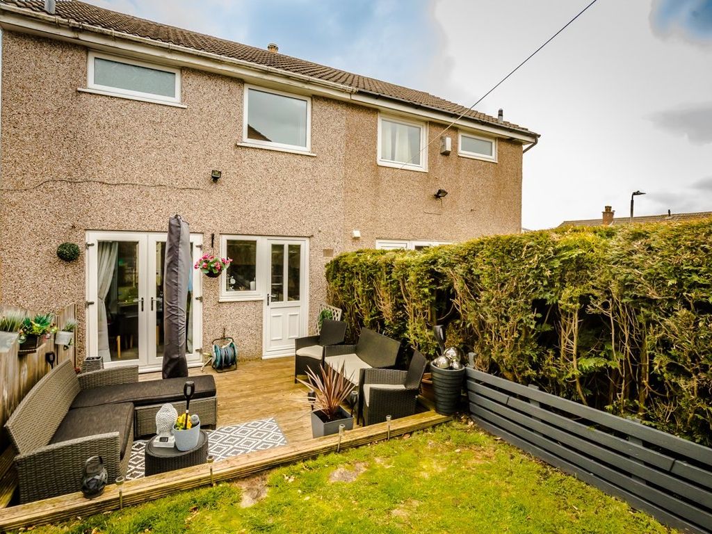 3 bed semi-detached house for sale in Prospect Court, Halifax HX2, £180,000