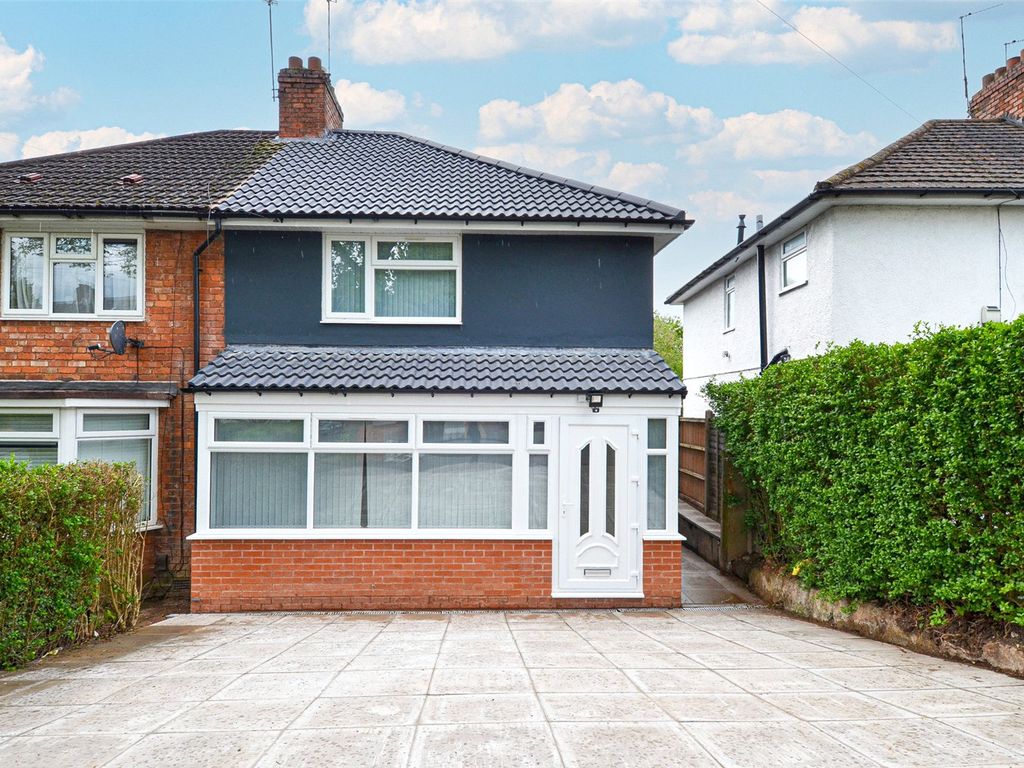 3 bed semi-detached house for sale in Greenoak Crescent, Stirchley, Birmingham, West Midlands B30, £299,950