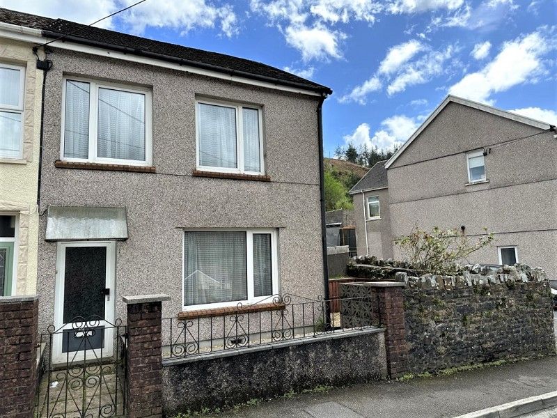 3 bed end terrace house for sale in Brytwn Road, Cymmer, Port Talbot, Neath Port Talbot. SA13, £79,995
