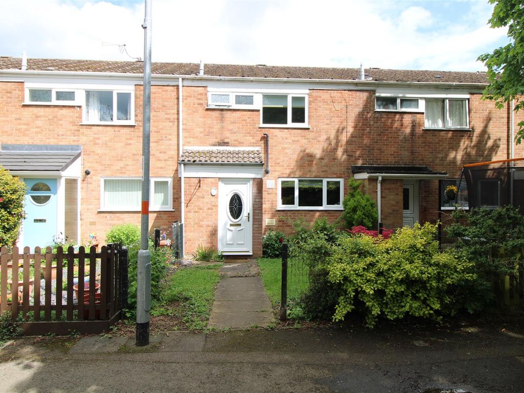 3 bed property for sale in The Wye, Daventry NN11, £195,000