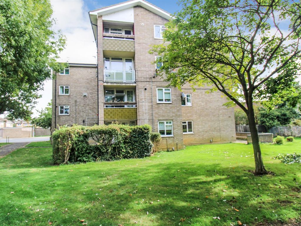 2 bed flat for sale in Shire Road, Corby NN17, £129,500