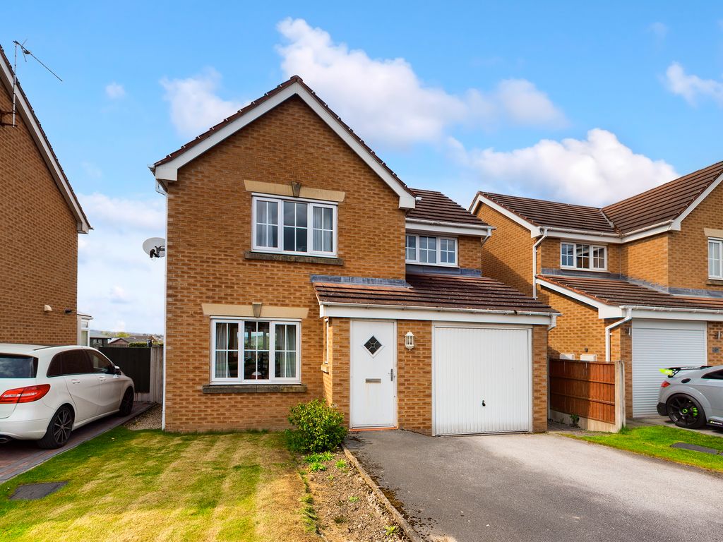 3 bed detached house for sale in Lincoln Way, North Wingfield, Chesterfield S42, £236,000