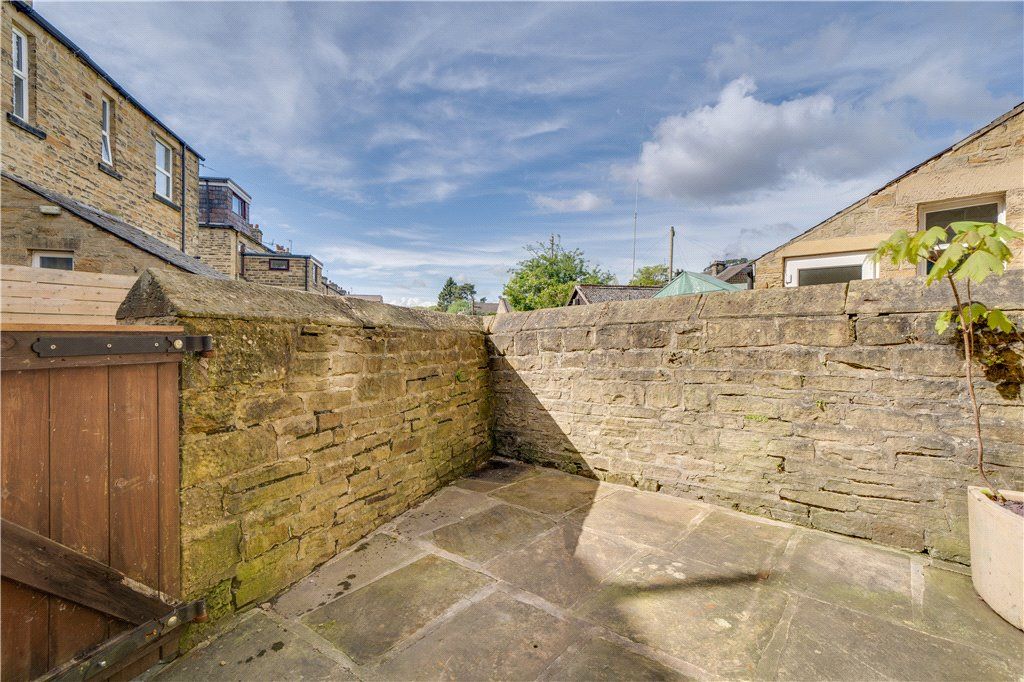 3 bed terraced house for sale in King Street, Pateley Bridge, Harrogate, North Yorkshire HG3, £229,950