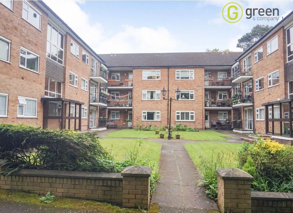 2 bed flat for sale in Penns Lane, Walmley, Sutton Coldfield B76, £215,000