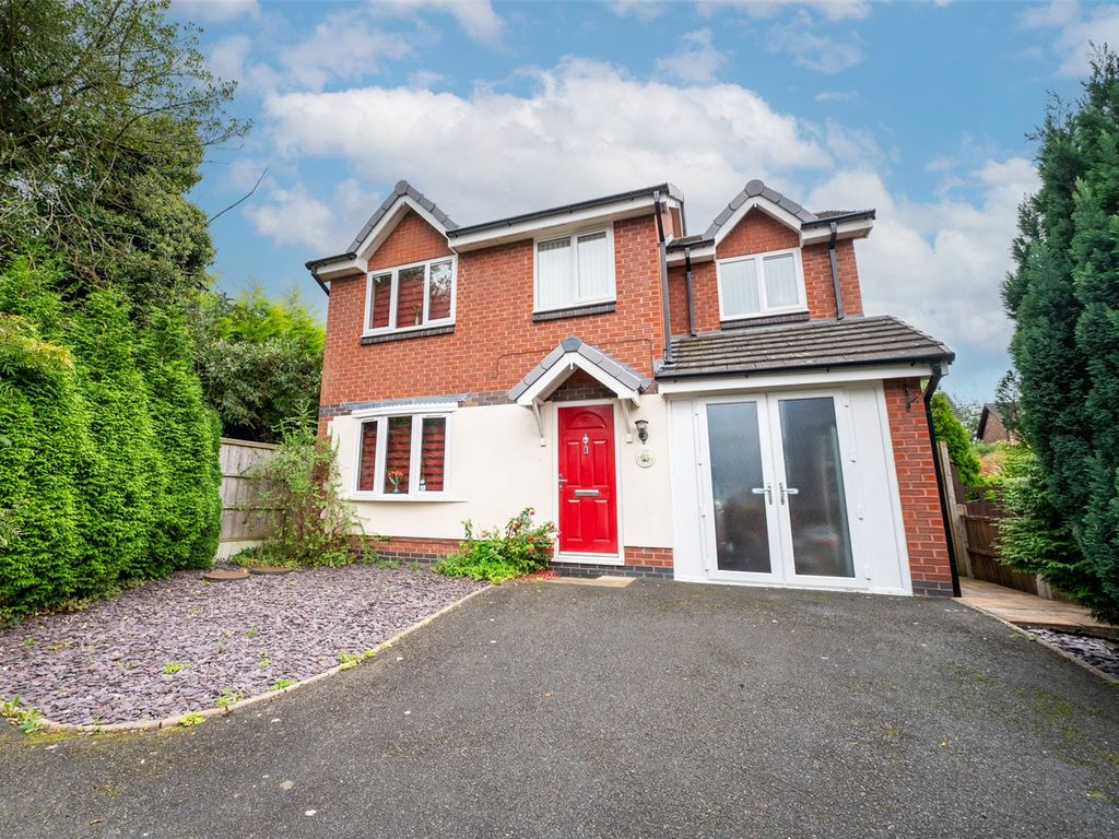 4 bed detached house for sale in Woodside Road, Ketley, Telford, Shropshire TF1, £295,000