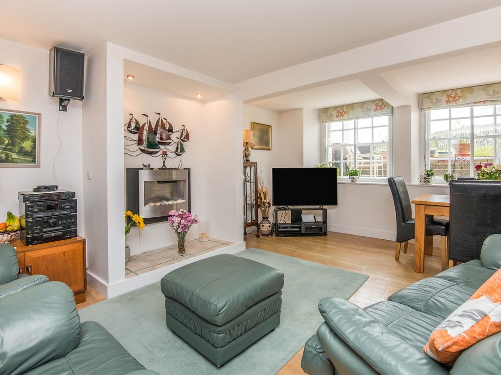2 bed flat for sale in Clappentail Lane, Lyme Regis DT7, £235,000