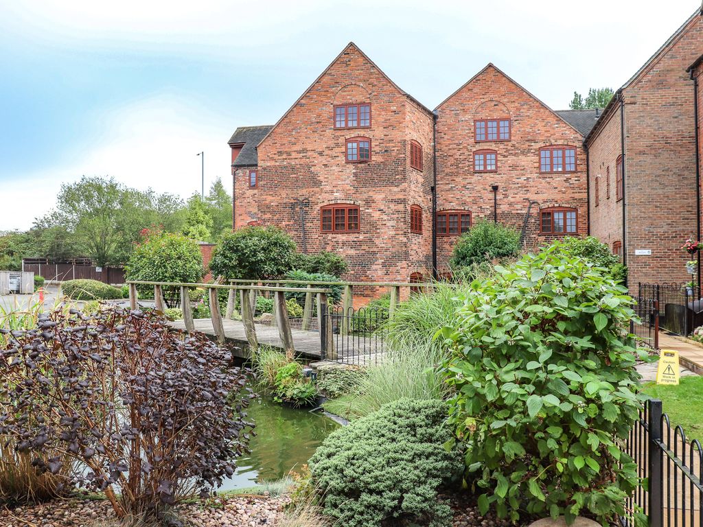 1 bed flat for sale in Granary Place, Kingsbury, Tamworth B78, £135,000