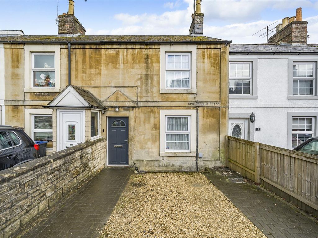 2 bed terraced house for sale in Park Lane, Chippenham SN15, £240,000