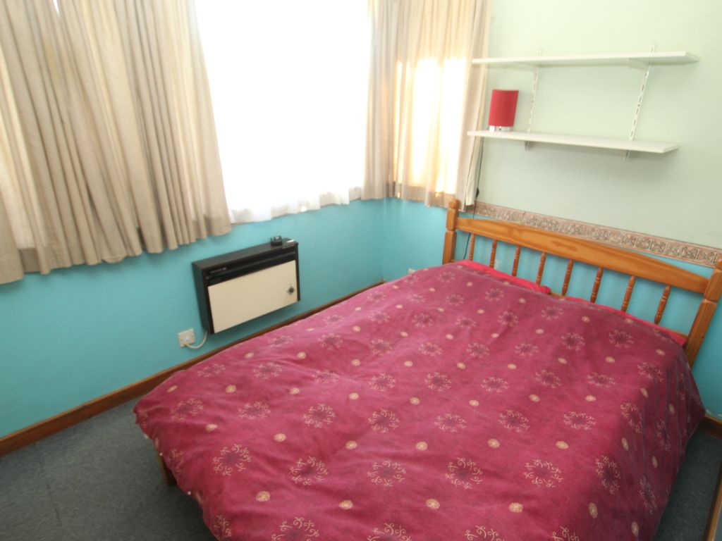 1 bed flat for sale in Sherbourne Close, Cambridge CB4, £220,000