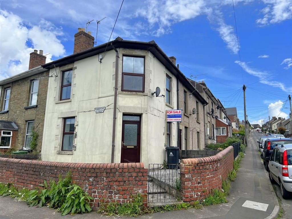 2 bed terraced house for sale in Pembroke Street, Cinderford GL14, £110,000
