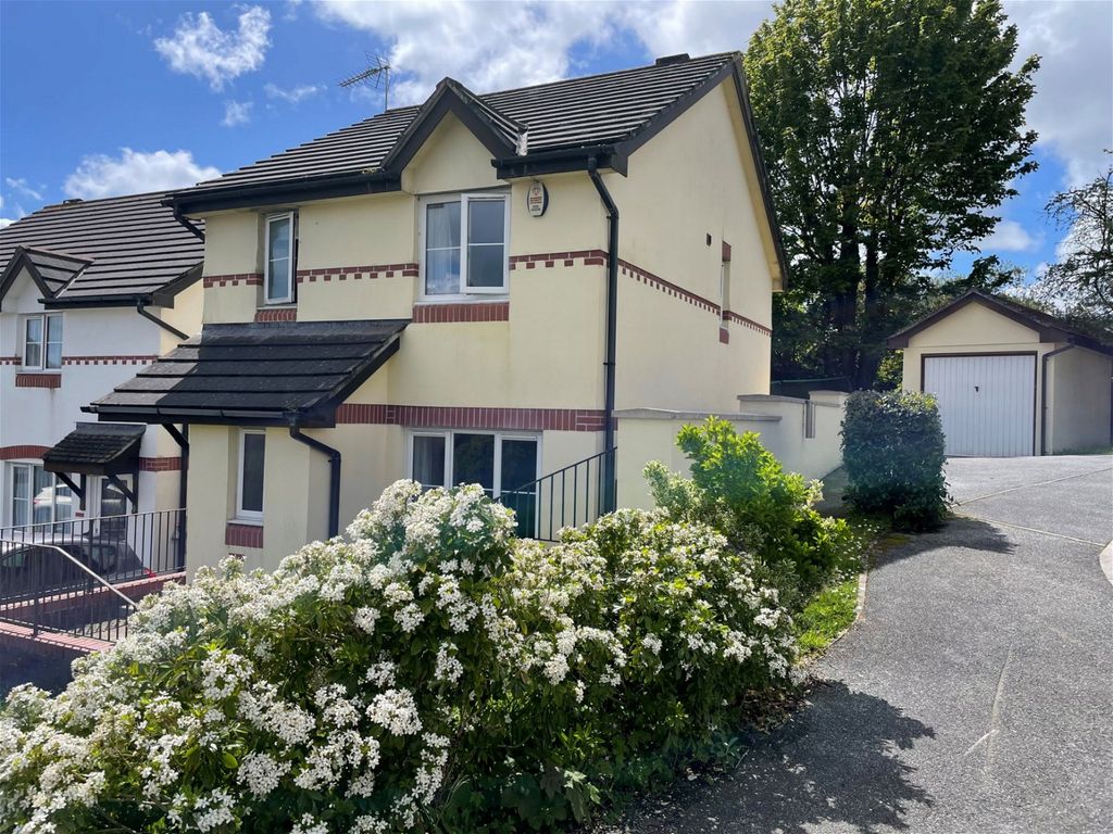 3 bed detached house for sale in Century Close, St. Austell PL25, £294,000