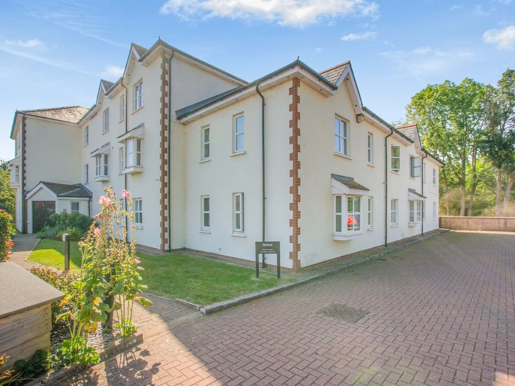 2 bed flat for sale in The Oldway Centre, Monnow Street, Monmouth NP25, £140,000