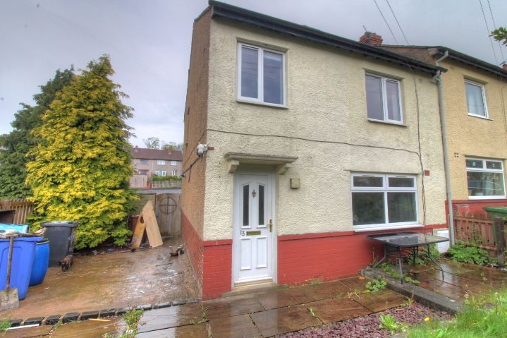 3 bed end terrace house for sale in Thorn Grove, Colne BB8, £119,950