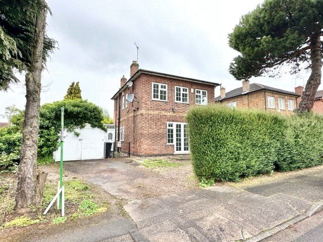 3 bed detached house for sale in David Grove, Beeston, Nottingham NG9, £290,000