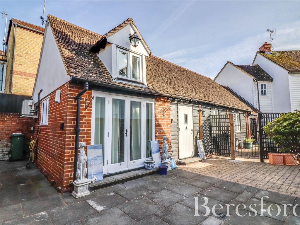 2 bed bungalow for sale in Church Street, Braintree CM7, £275,000