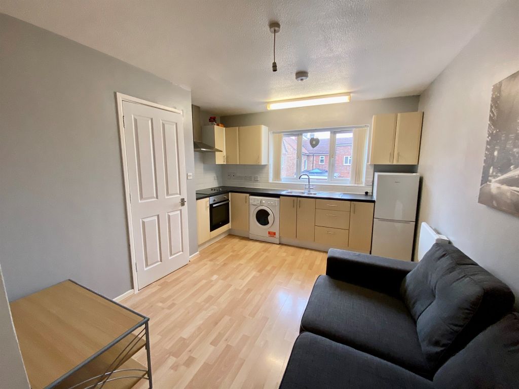 2 bed flat for sale in Mortons Court, Station Road, March PE15, £108,000