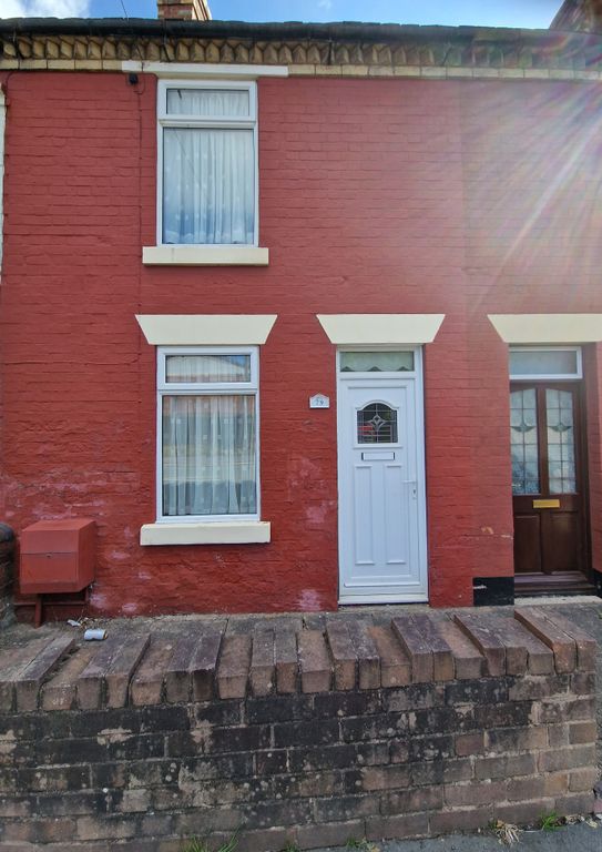2 bed terraced house for sale in King Street, Telford TF4, £100,000