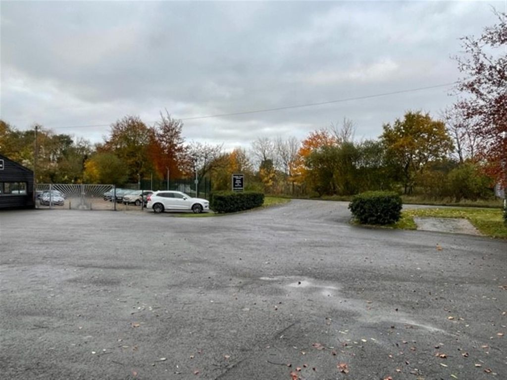 Parking/garage for sale in Vehicle Sales And Hire CB8, Stradishall, Suffolk, £375,000