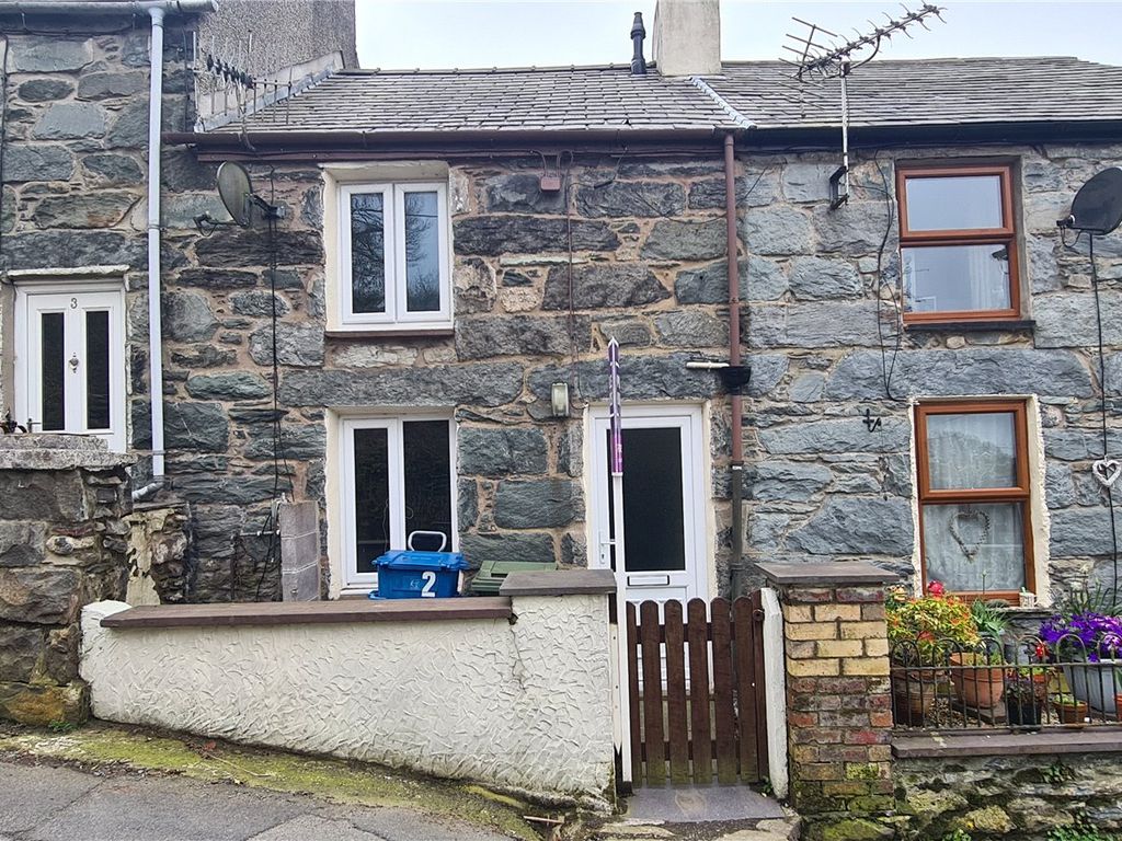 2 bed terraced house for sale in Rhiwlas, Bangor, Gwynedd LL57, £115,000