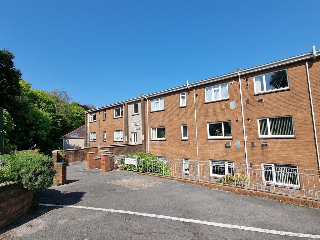 2 bed flat for sale in Richmond Road, Uplands, Swansea, City And County Of Swansea. SA2, £165,000