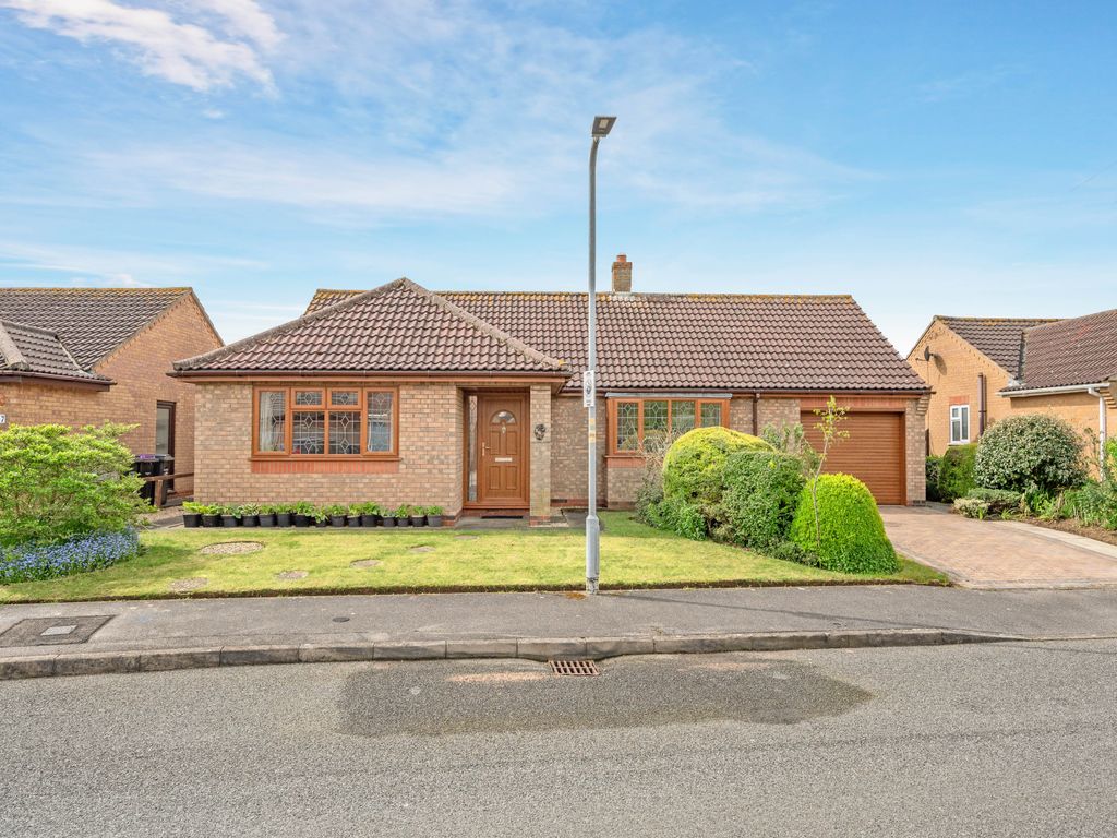 2 bed detached bungalow for sale in Lancaster Close, Great Steeping PE23, £249,950