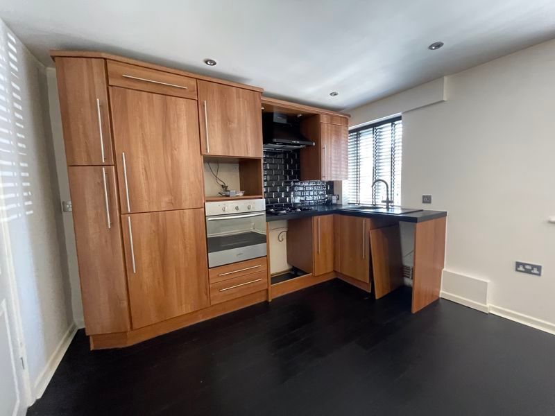 1 bed flat for sale in Flat 1 The Forge, St. Peters Road, Dunstable LU5, £150,000