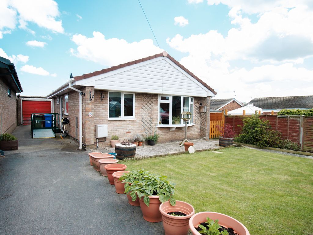 2 bed bungalow for sale in Ambrey Close, Filey YO14, £210,000