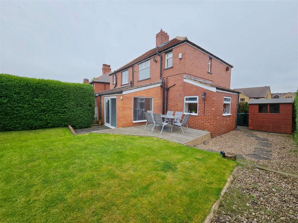3 bed semi-detached house for sale in Greenfoot Lane, Barnsley S75, £215,000