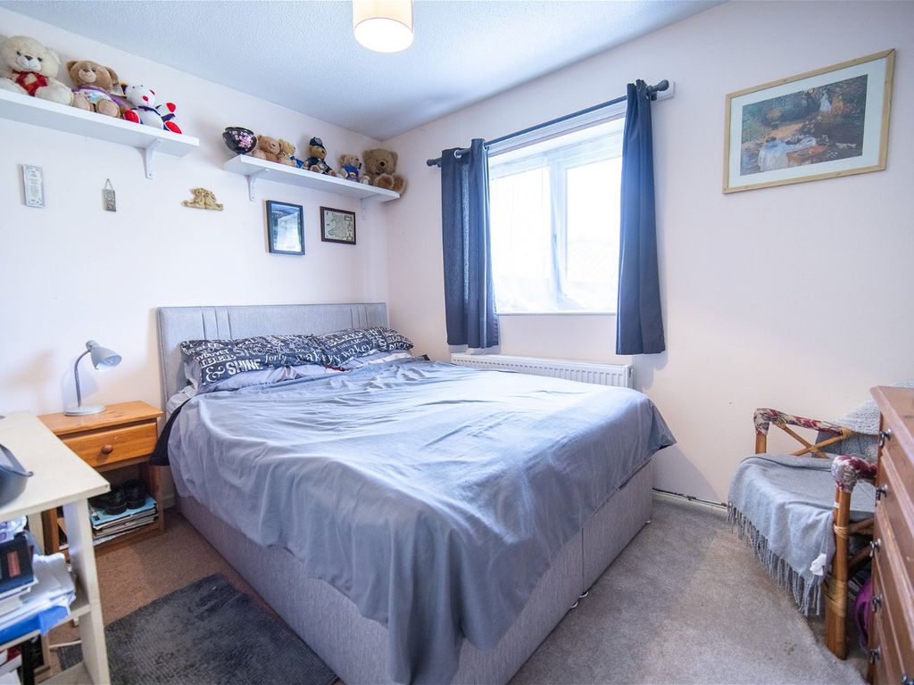 3 bed bungalow for sale in Llwyn Y Bryn, Ammanford SA18, £208,000
