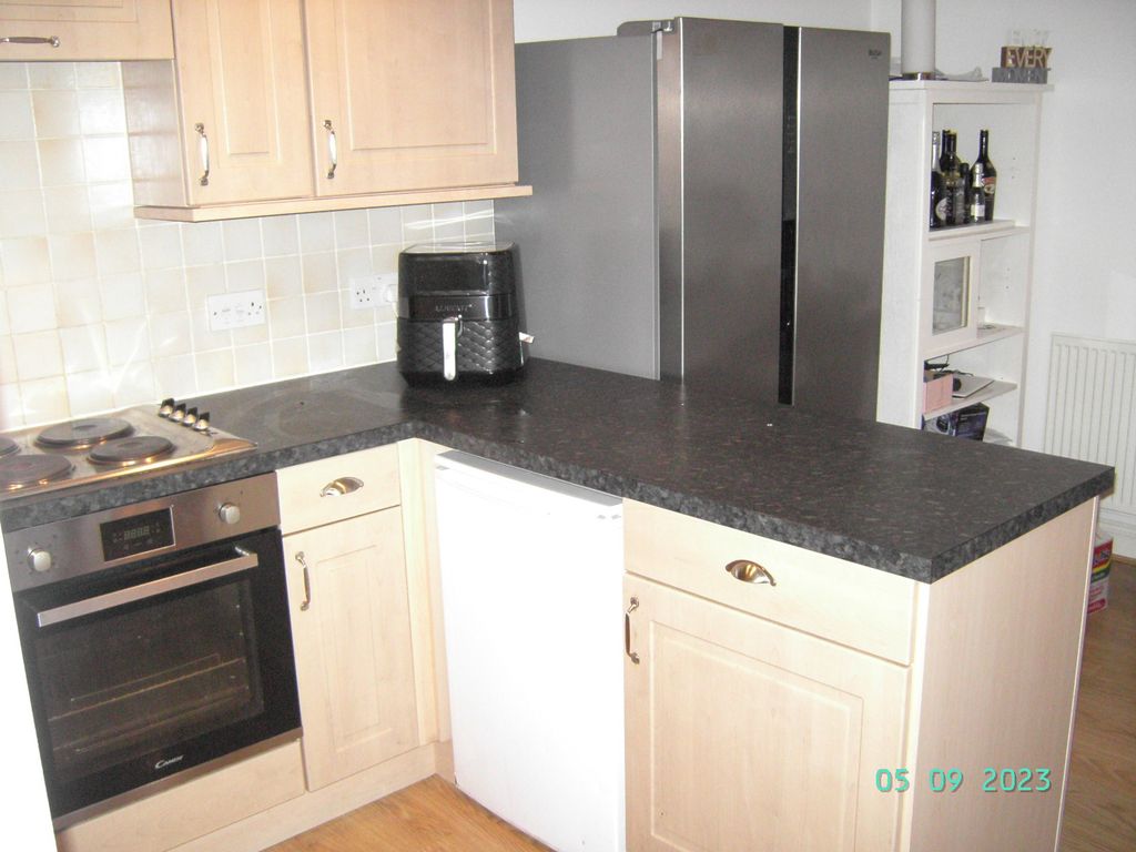 2 bed flat for sale in Harrow Road, Middlesbrough TS5, £109,950