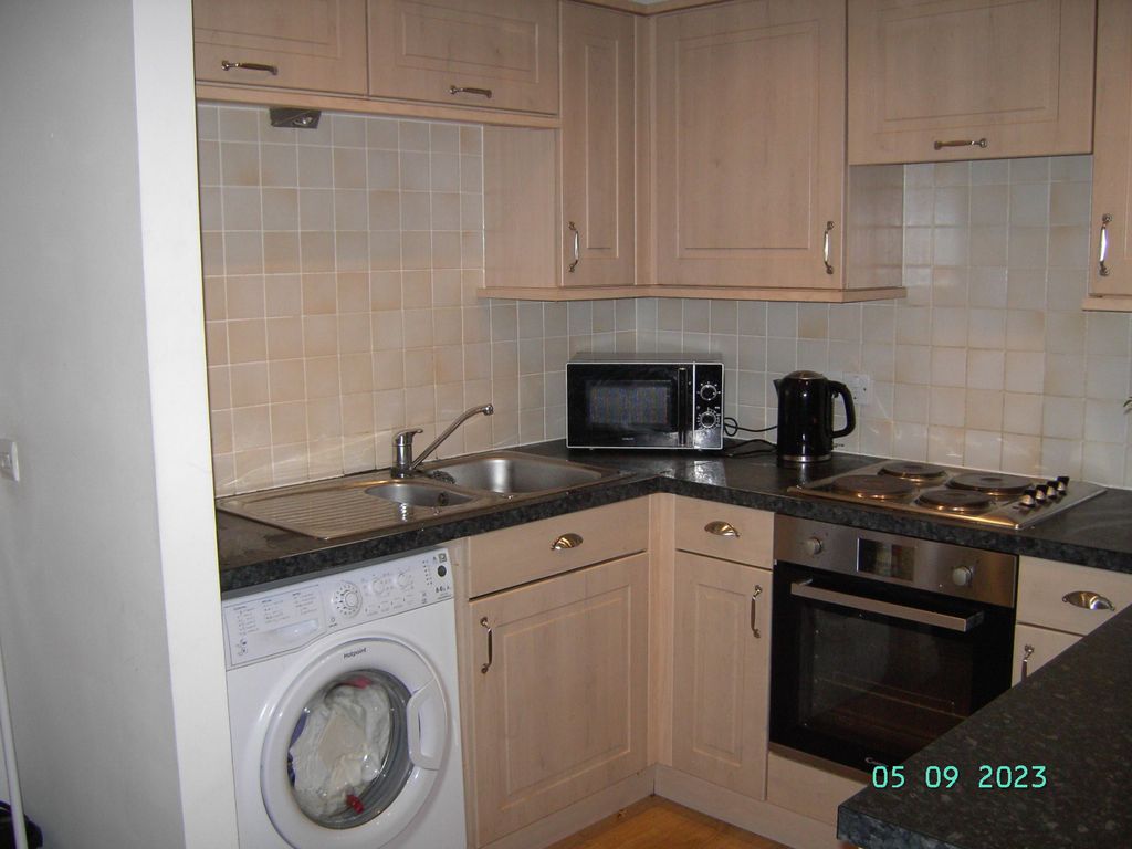 2 bed flat for sale in Harrow Road, Middlesbrough TS5, £109,950