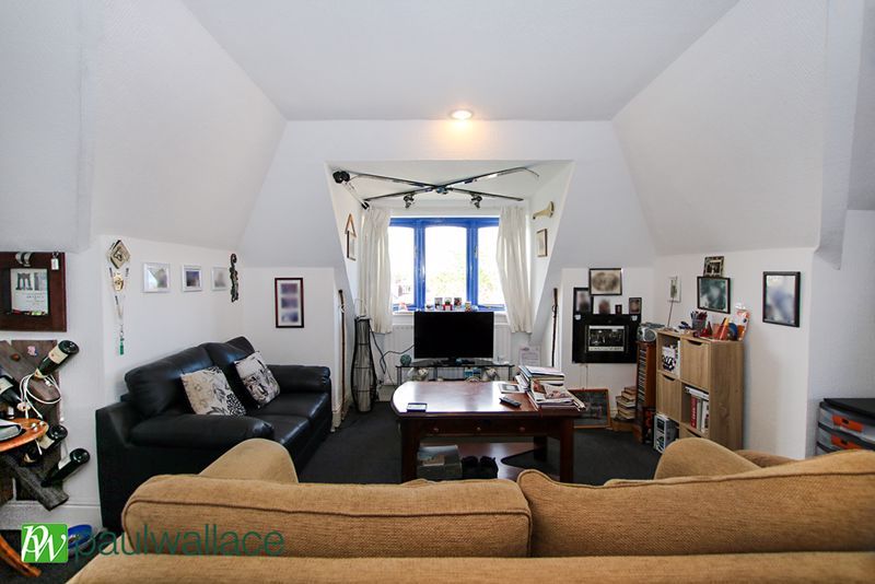 1 bed flat for sale in Bury Green Road, Cheshunt, Waltham Cross EN7, £185,000