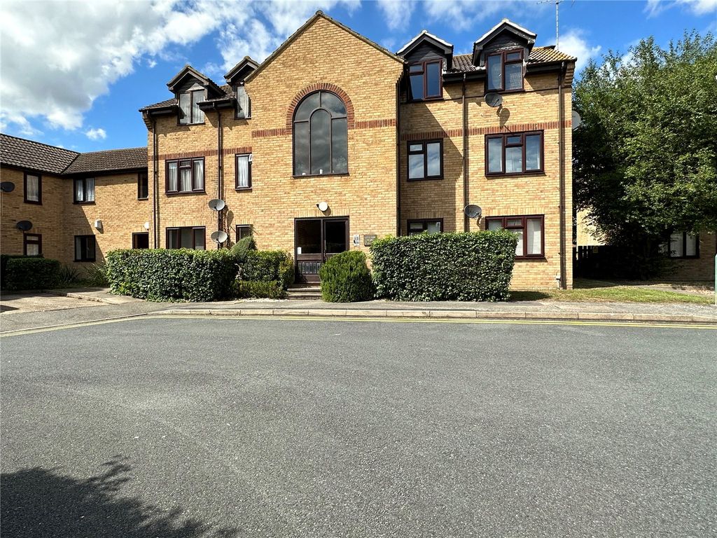 2 bed flat for sale in Cutty Sark Court, Low Close, Greenhithe, Kent DA9, £220,000