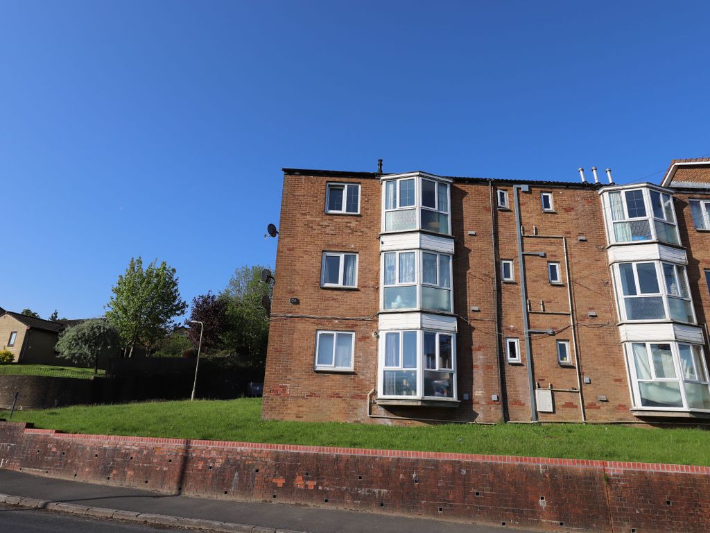 2 bed flat for sale in Maesmelyn, Cwmdare, Aberdare CF44, £69,995