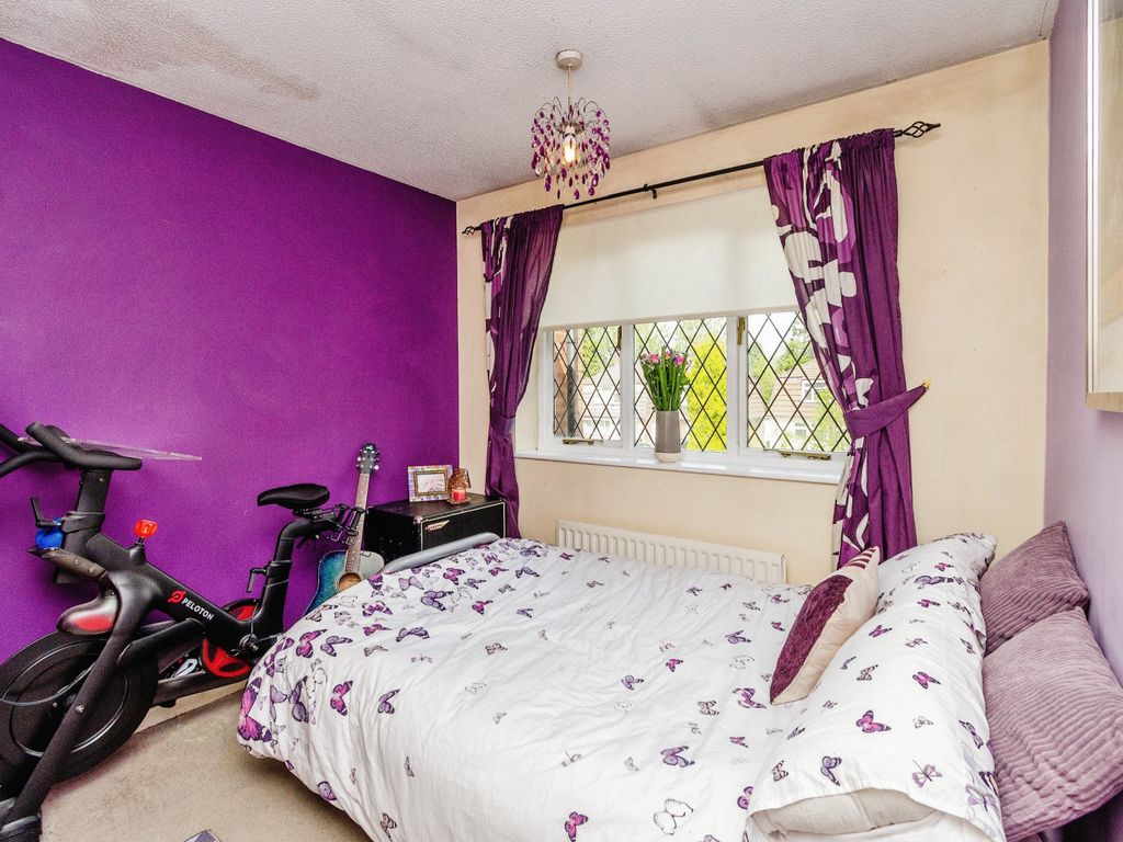 3 bed terraced house for sale in Biddlestone Grove, Walsall WS5, £180,000