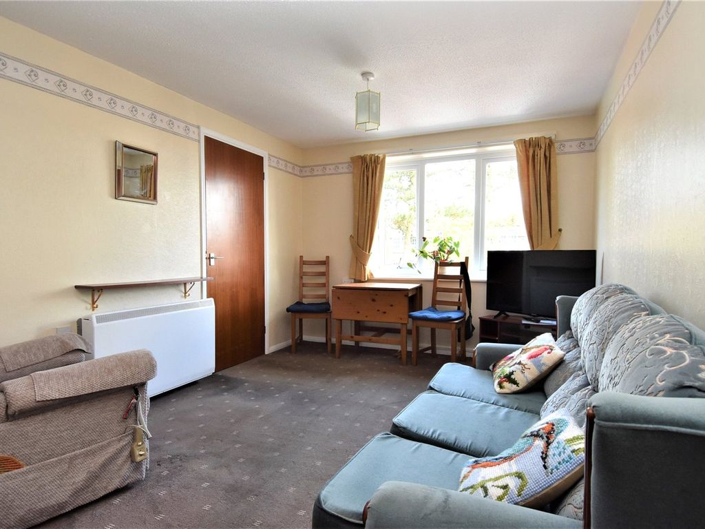 2 bed flat for sale in Northfield Road, Kings Norton, Birmingham B30, £80,000