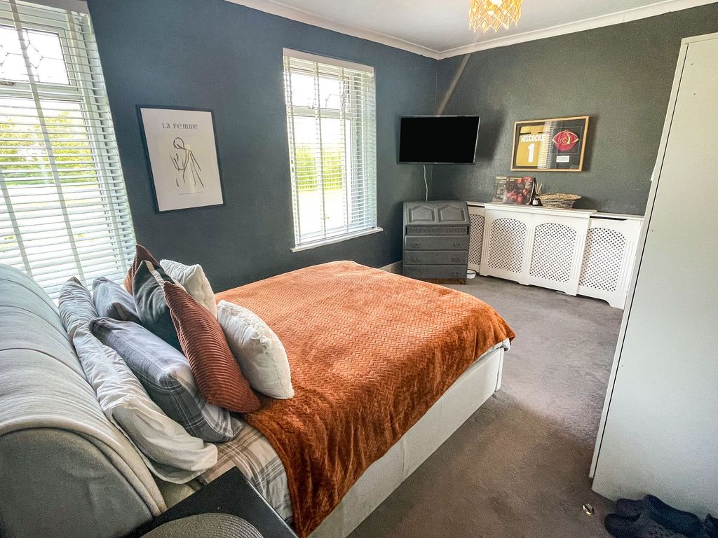 2 bed end terrace house for sale in Hendre Road, Pencoed, Bridgend . CF35, £177,950