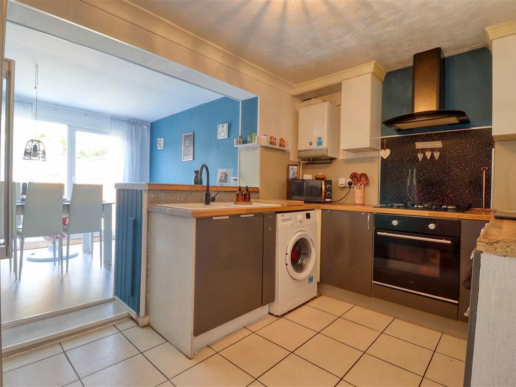 2 bed terraced house for sale in Homerton Close, Great Clacton, Great Clacton CO15, £200,000
