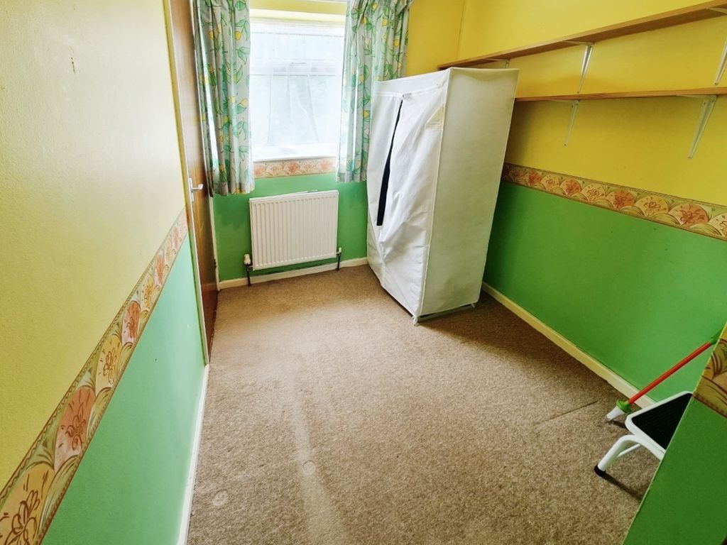 3 bed end terrace house for sale in Pentland Court, Oakham LE15, £170,000