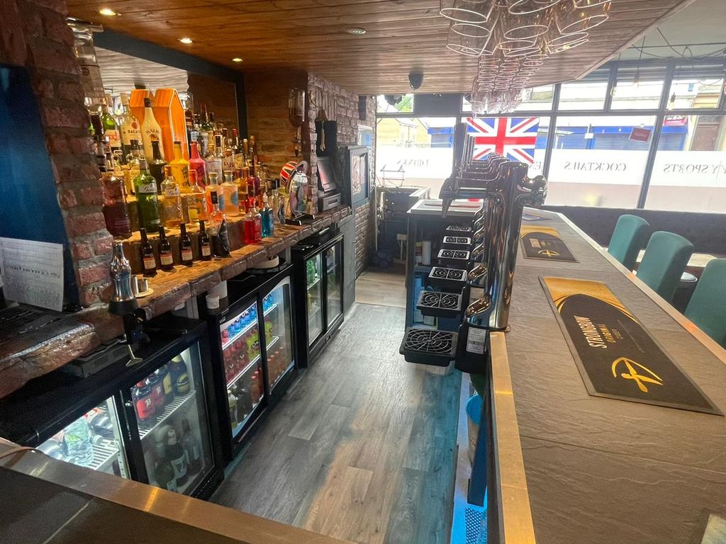 Pub/bar for sale in Norton Road, Stockton-On-Tees TS18, £65,000