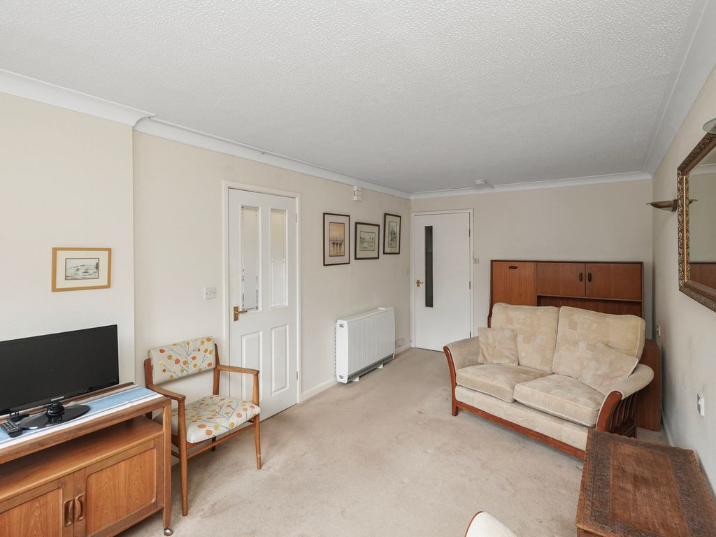 1 bed flat for sale in 28 Homeross House, 1 Mount Grange, Marchmont, Edinburgh EH9, £130,000