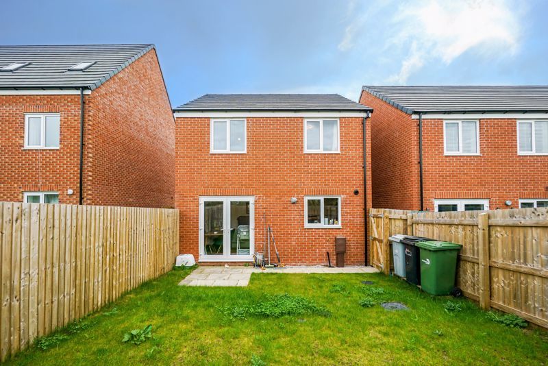 3 bed detached house for sale in 20 Comfrey Avenue, Sandbach CW11, £260,000