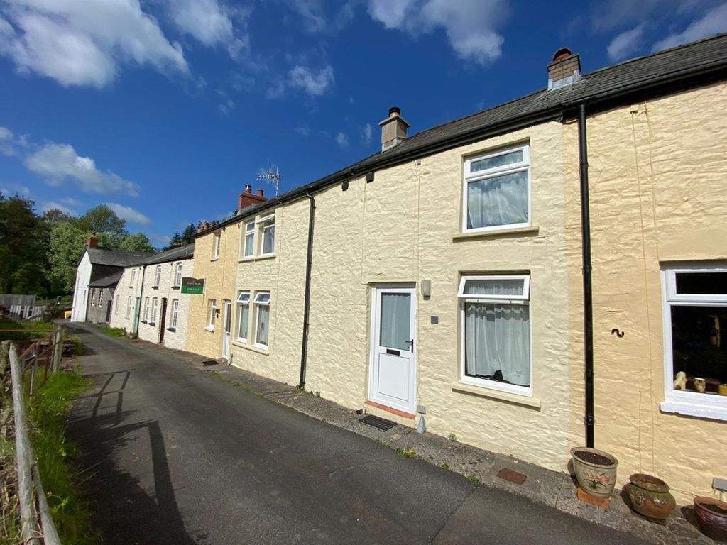 3 bed terraced house for sale in Defynnog, Brecon LD3, £200,000