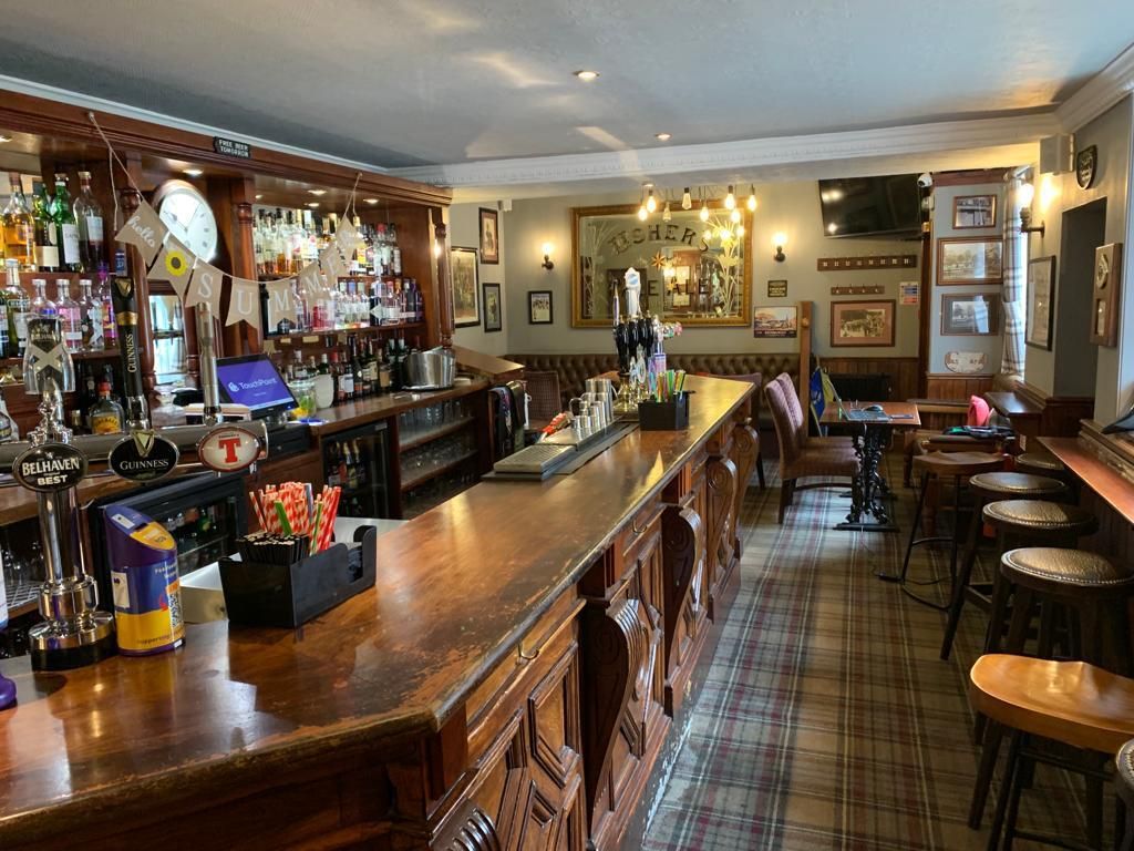Pub/bar for sale in The Railway Inn, 542 Lanark Road, Juniper Green EH14, £499,000