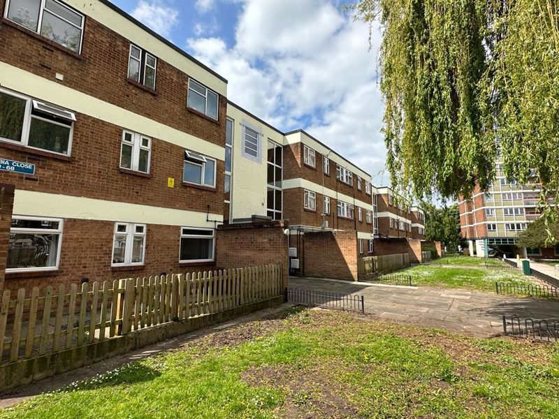 1 bed flat for sale in Columbia Close, Gloucester GL1, £90,000