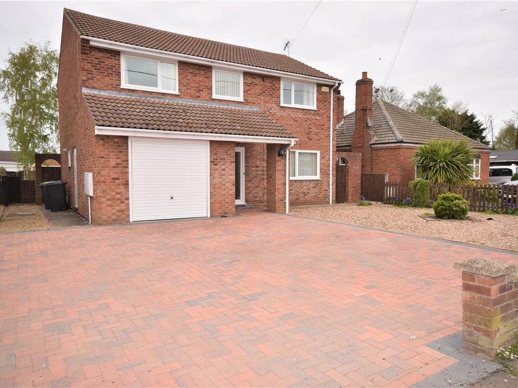 4 bed detached house for sale in Kyme Road, Heckington, Sleaford NG34, £275,000